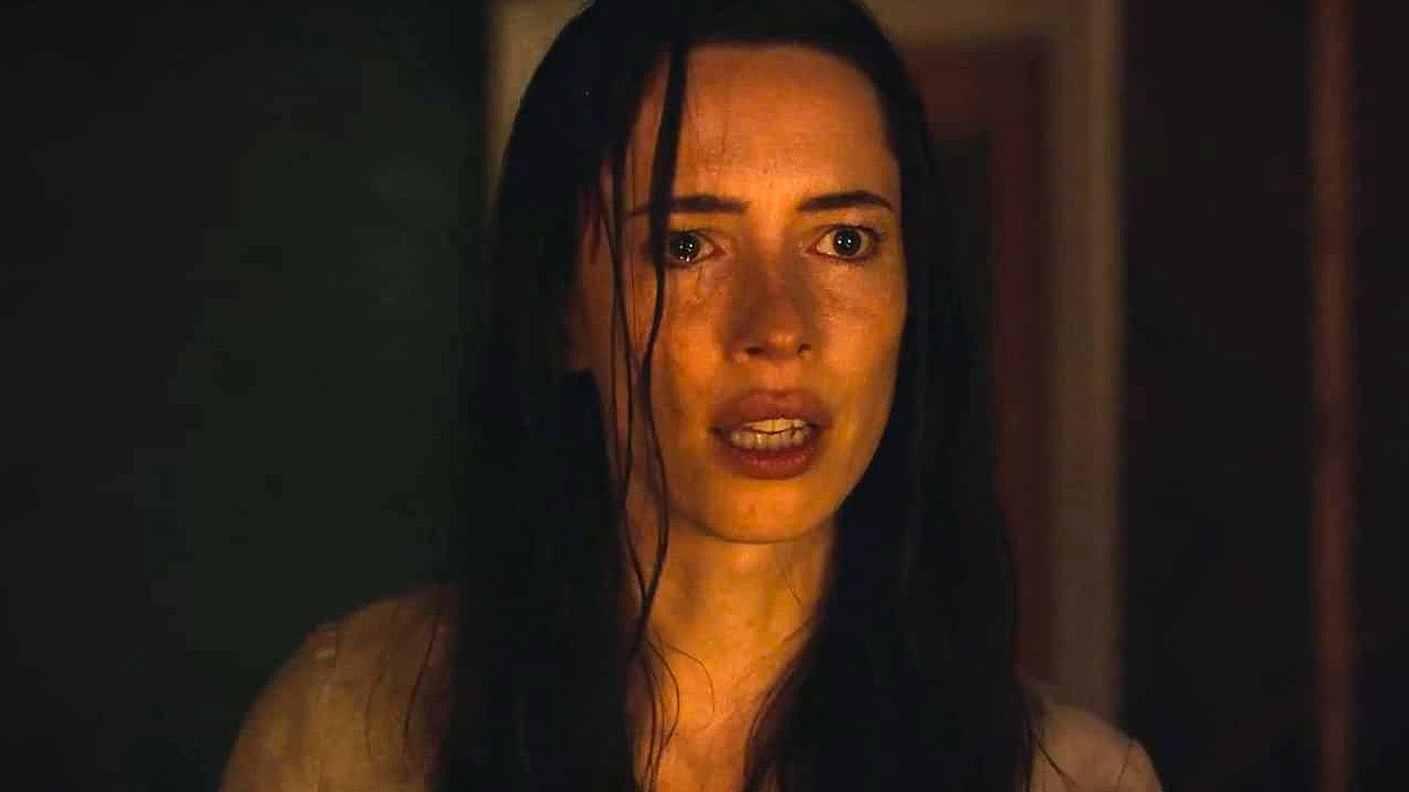 The Night House is a wonderfully scary haunted house horror